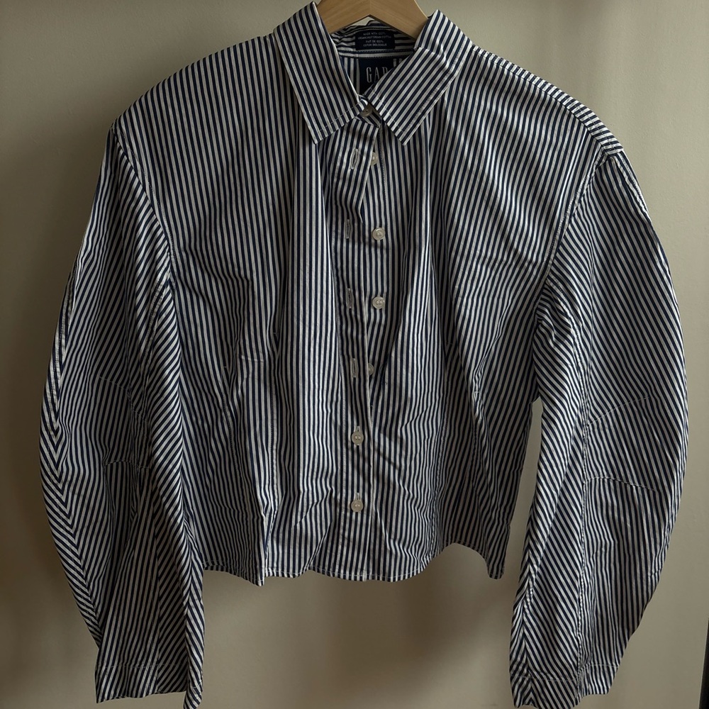 GAP Barrel Sleeve Poplin Top